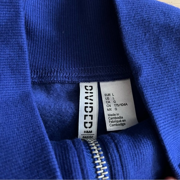 H&M Divided half zip crew neck cropped sweatshirt - Size Large - Picture 3 of 3